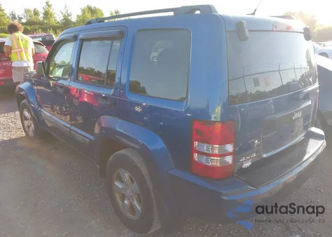 2010 Jeep Liberty Sport z USA, uszkodzony, nr VIN 1J4PN2GKXAW178493